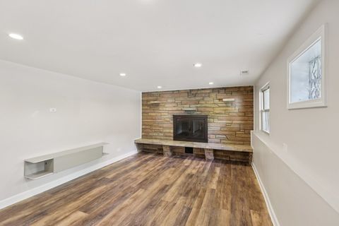 Tiny photo for 195 7th Street, Wheeling, IL 60090 (MLS # 12452519)