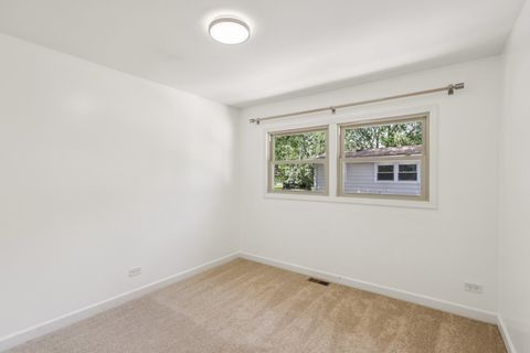 Tiny photo for 195 7th Street, Wheeling, IL 60090 (MLS # 12452519)