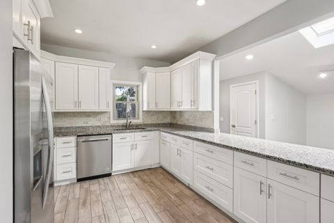 Tiny photo for 195 7th Street, Wheeling, IL 60090 (MLS # 12452519)