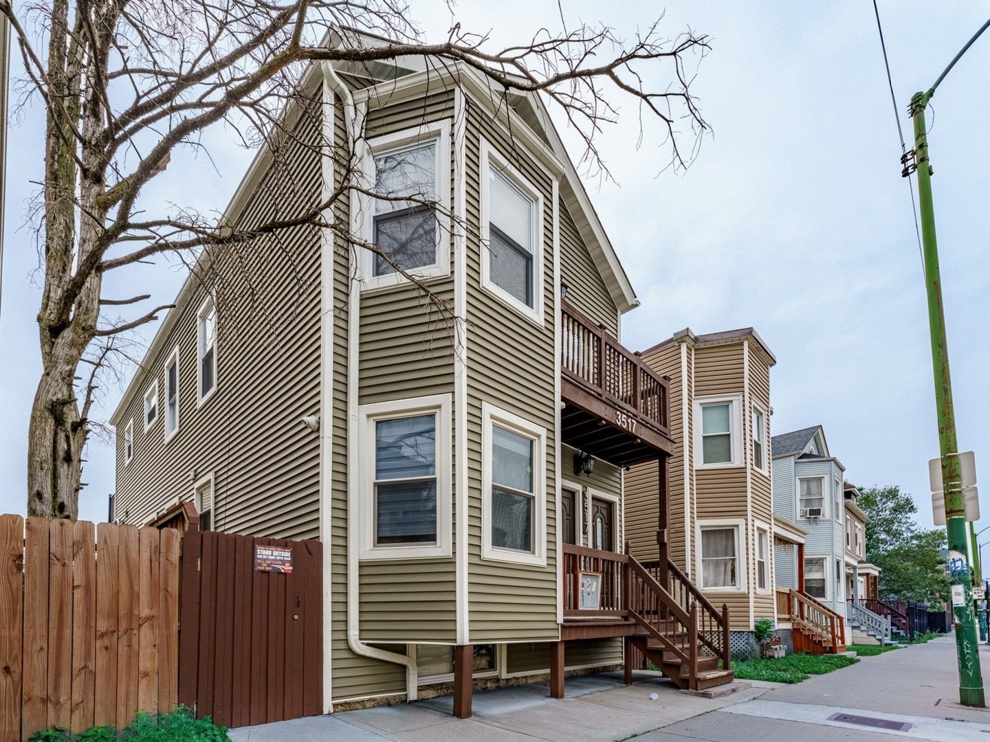 3517 W Diversey Avenue