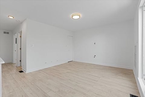 Tiny photo for 747 W Wrightwood Avenue #c, Chicago, IL 60614 (MLS # 12483491)