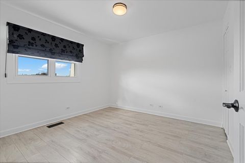 Tiny photo for 747 W Wrightwood Avenue #c, Chicago, IL 60614 (MLS # 12483491)