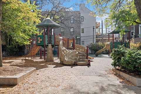 Tiny photo for 747 W Wrightwood Avenue #c, Chicago, IL 60614 (MLS # 12483491)