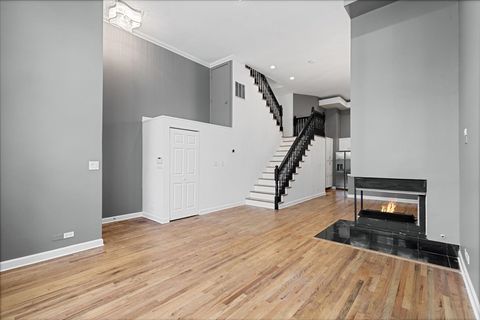 Tiny photo for 747 W Wrightwood Avenue #c, Chicago, IL 60614 (MLS # 12483491)