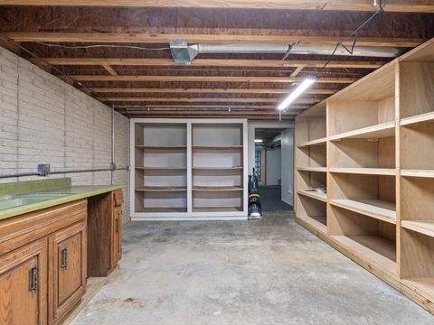 Tiny photo for 1610 Wisconsin Street, Le Claire, IA 52753 (MLS # 12590684)