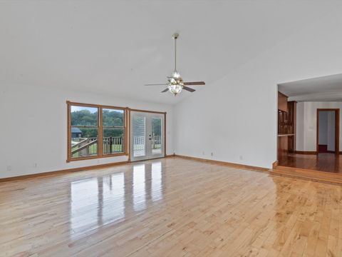 Tiny photo for 1610 Wisconsin Street, Le Claire, IA 52753 (MLS # 12590684)