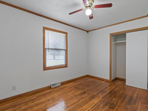 Tiny photo for 1610 Wisconsin Street, Le Claire, IA 52753 (MLS # 12590684)