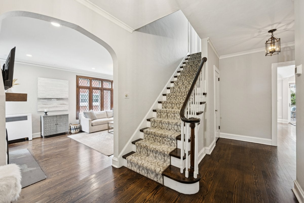2019 BEECHWOOD Avenue