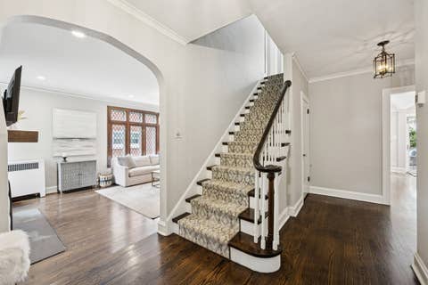 Tiny photo for 2019 BEECHWOOD Avenue, Wilmette, IL 60091 (MLS # 12732225)