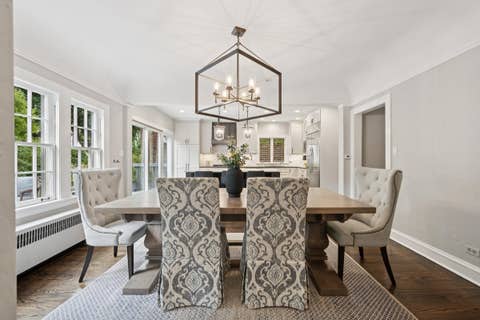 Tiny photo for 2019 BEECHWOOD Avenue, Wilmette, IL 60091 (MLS # 12732225)