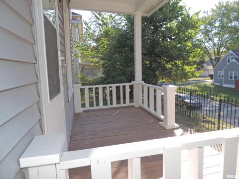 Tiny photo for 229 14TH Avenue, Moline, IL 61265 (MLS # QC4268283)