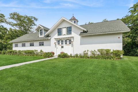 Tiny photo for 230 Majestic Oak Court, Lake Forest, IL 60045 (MLS # 12614869)