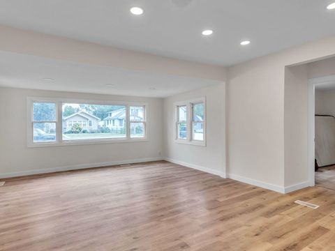 Tiny photo for 313 Grand Boulevard, Loves Park, IL 61111 (MLS # 12500748)