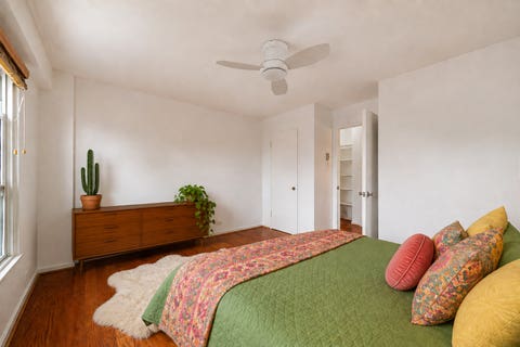 Tiny photo for 2909 N Sheridan Road #1703, Chicago, IL 60657 (MLS # 12736627)