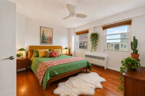 Tiny photo for 2909 N Sheridan Road #1703, Chicago, IL 60657 (MLS # 12736627)