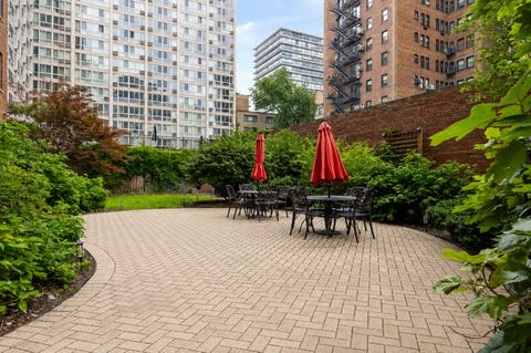Tiny photo for 2909 N Sheridan Road #1703, Chicago, IL 60657 (MLS # 12736627)
