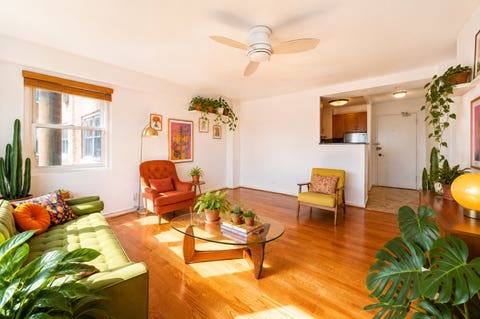Tiny photo for 2909 N Sheridan Road #1703, Chicago, IL 60657 (MLS # 12736627)
