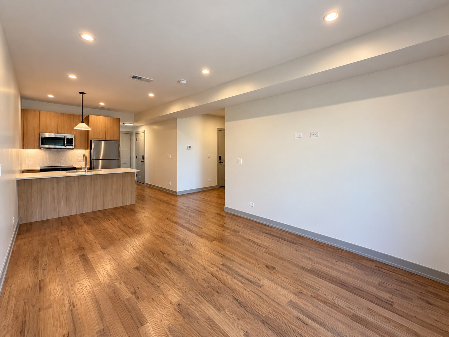 1329 W Estes Avenue 3B