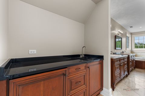 Tiny photo for 5 Jennifer Court, Barrington, IL 60010 (MLS # 12509582)