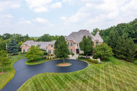 Photo of 5 Jennifer Court, Barrington, IL 60010 (MLS # 12509582)