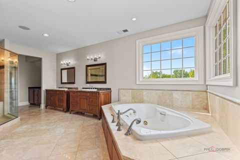 Tiny photo for 5 Jennifer Court, Barrington, IL 60010 (MLS # 12509582)