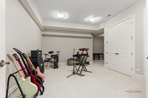 Tiny photo for 5 Jennifer Court, Barrington, IL 60010 (MLS # 12509582)
