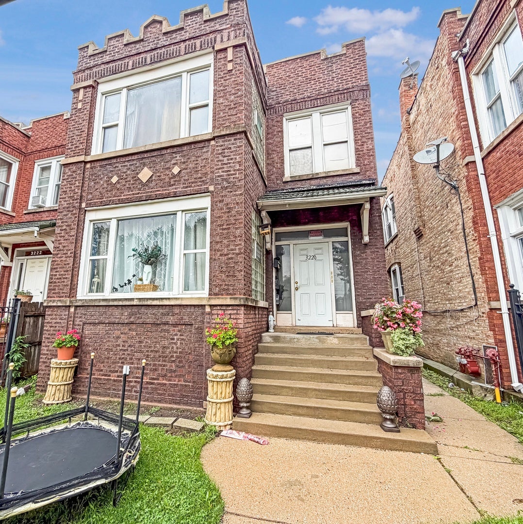 3220 W 65TH Place