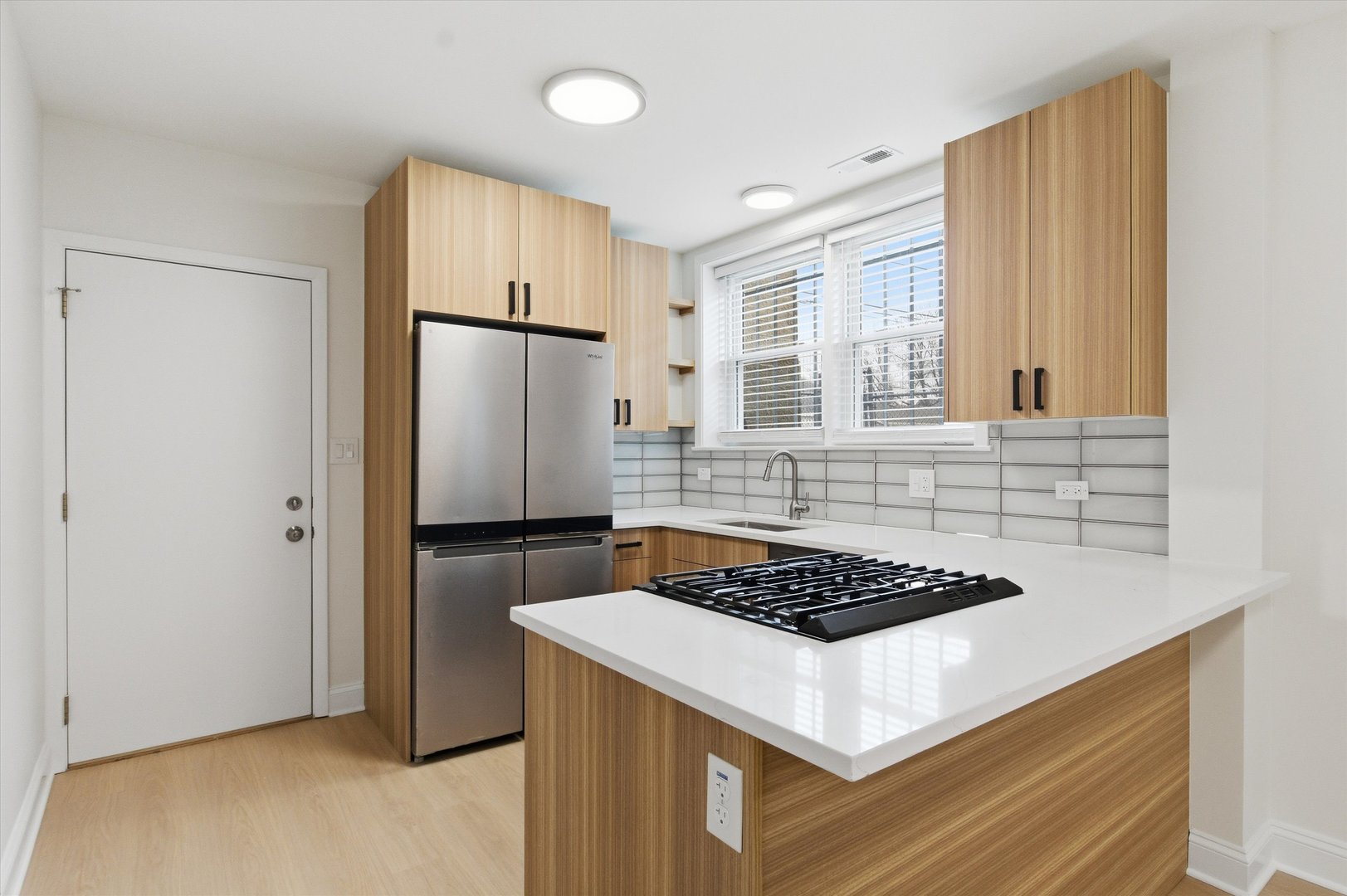 5915 N Milwaukee Avenue G - Photo 2