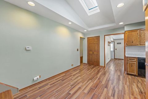 Tiny photo for 616 S Ahrens Avenue, Lombard, IL 60148 (MLS # 12482311)