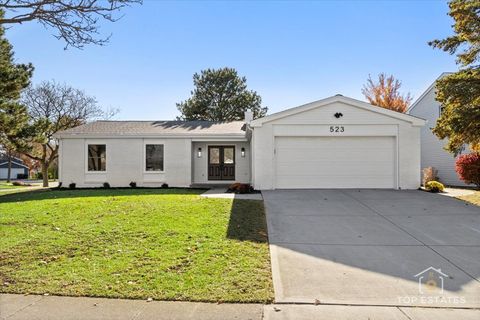 Photo of 523 Hamilton Avenue, Westmont, IL 60559 (MLS # 12516246)