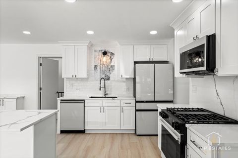 Tiny photo for 523 Hamilton Avenue, Westmont, IL 60559 (MLS # 12516246)