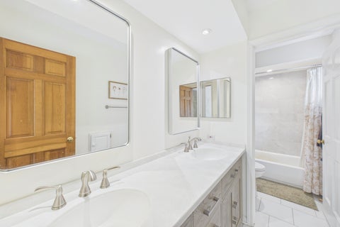 Tiny photo for 122 Deepwood Road, Barrington Hills, IL 60010 (MLS # 12723616)
