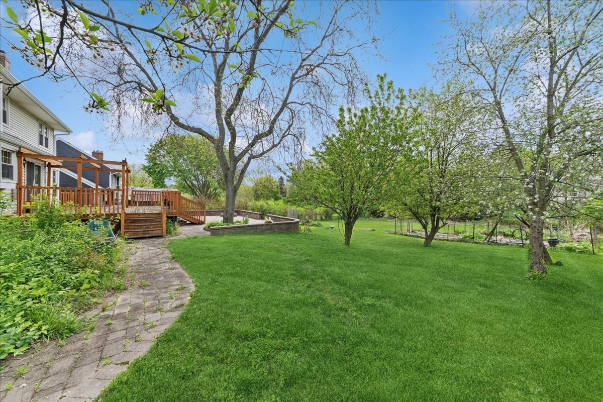 1335 Gaslight Drive