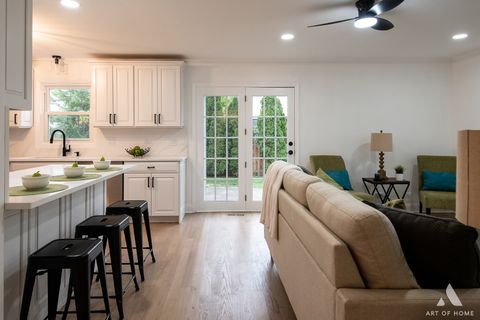 Tiny photo for 51 W FABISH Drive, Buffalo Grove, IL 60089 (MLS # 12496183)