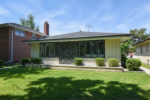 Tiny photo for 141 Wesley Avenue, Oak Park, IL 60302 (MLS # 12608182)