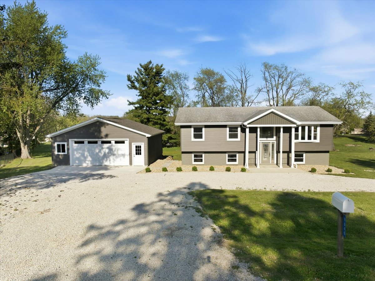 9646 Ridgewood Court