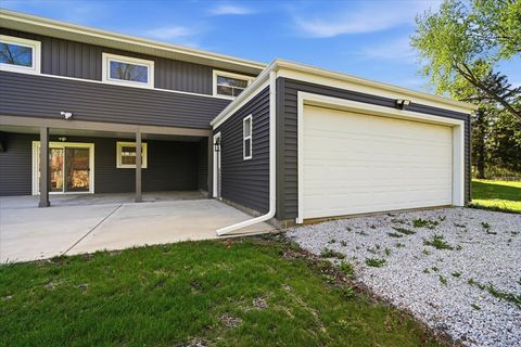 Tiny photo for 9646 Ridgewood Court, Bloomington, IL 61705 (MLS # 12688307)