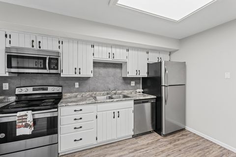 Tiny photo for 1302 Christopher Circle #4, Urbana, IL 61802 (MLS # 12482258)