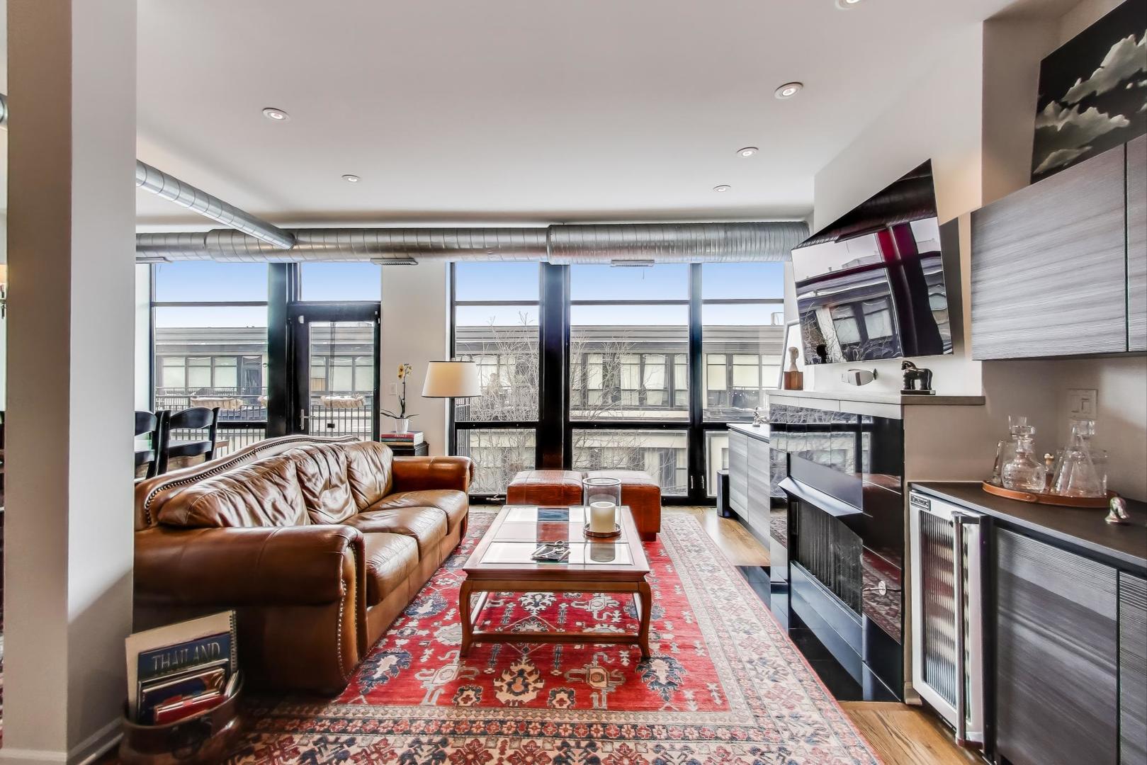 1000 W 15th Street 410
