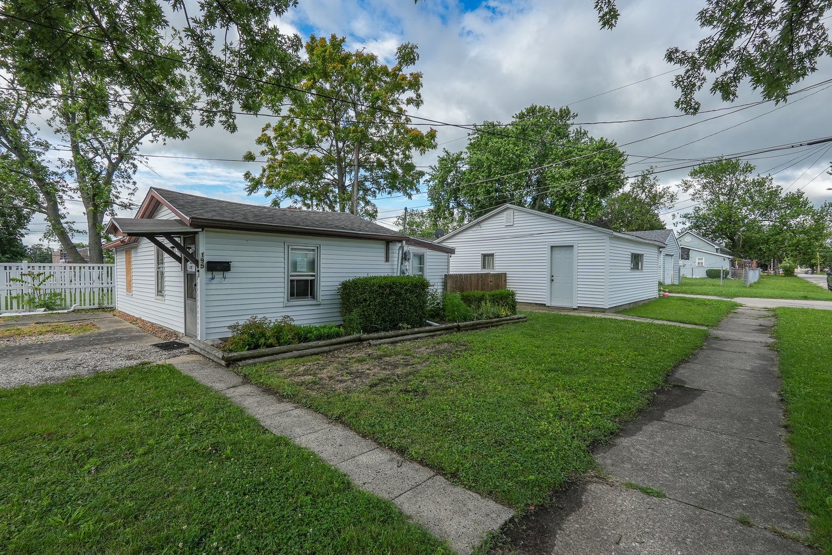 197 N Cleveland Avenue