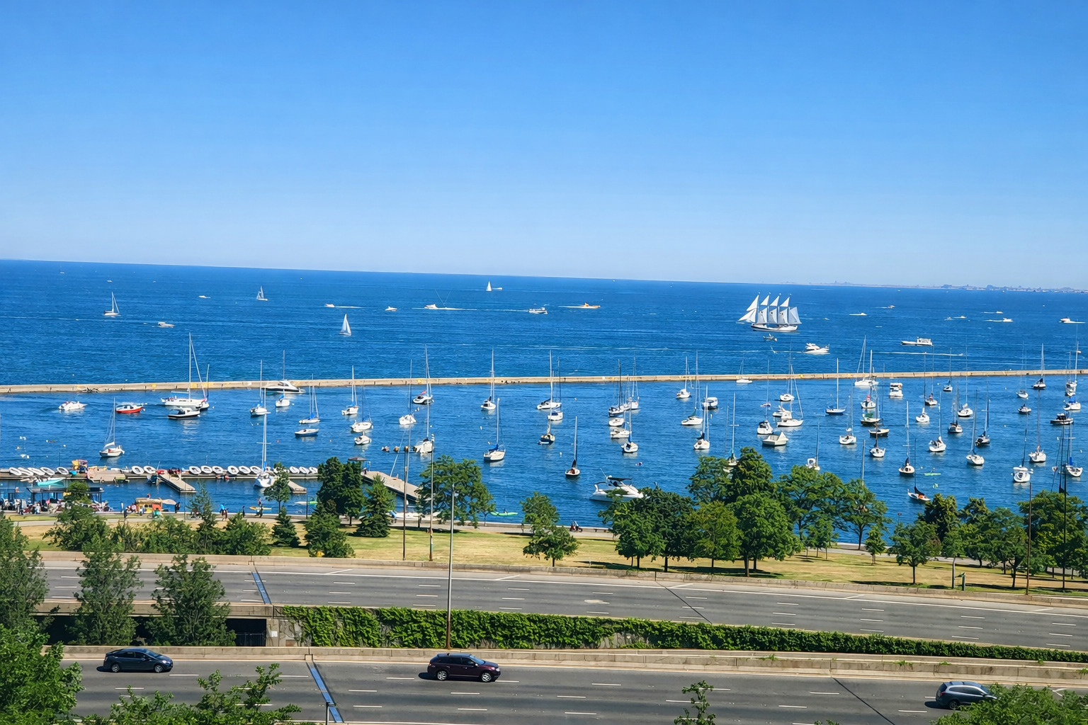 400 E Randolph Street 1210