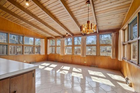 Tiny photo for 2810 Simpson Street, Evanston, IL 60201 (MLS # 12573370)