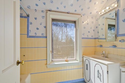 Tiny photo for 2810 Simpson Street, Evanston, IL 60201 (MLS # 12573370)