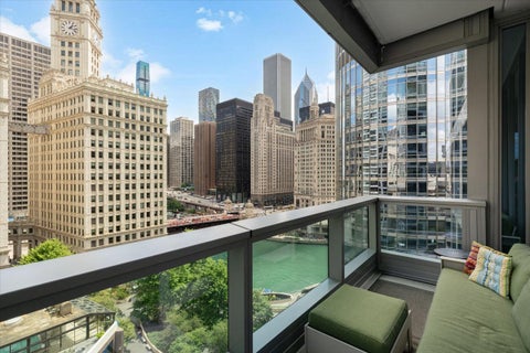 Tiny photo for 403 N Wabash Avenue #10B, Chicago, IL 60611 (MLS # 12716731)