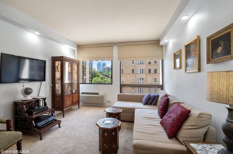 Tiny photo for Chicago, IL 60610 (MLS # 12521235)