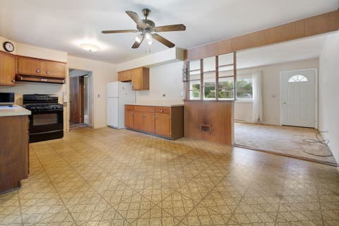 Tiny photo for 12 E Elaine Circle, Prospect Heights, IL 60070 (MLS # 12690298)