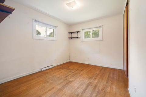 Tiny photo for 12 E Elaine Circle, Prospect Heights, IL 60070 (MLS # 12690298)