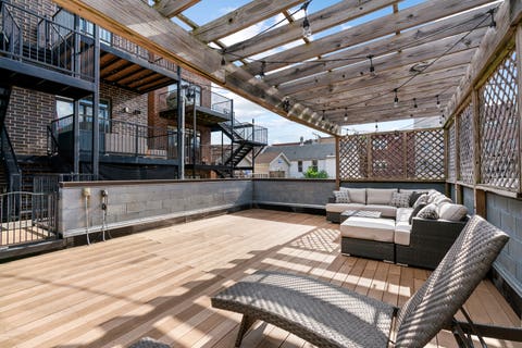 Tiny photo for 1536 W Walton Street #1, Chicago, IL 60642 (MLS # 12723967)