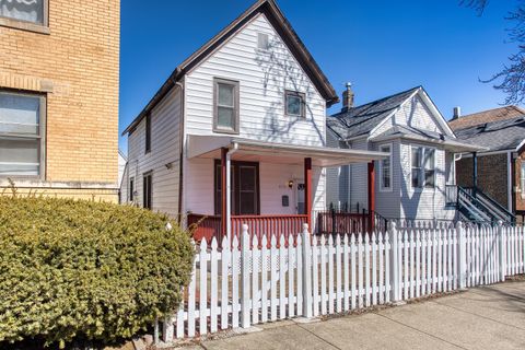 4170 W Cornelia Avenue Chicago IL 60641