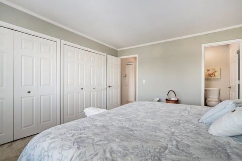 Tiny photo for 3256 Sanders Road #4E, Northbrook, IL 60062 (MLS # 12405188)
